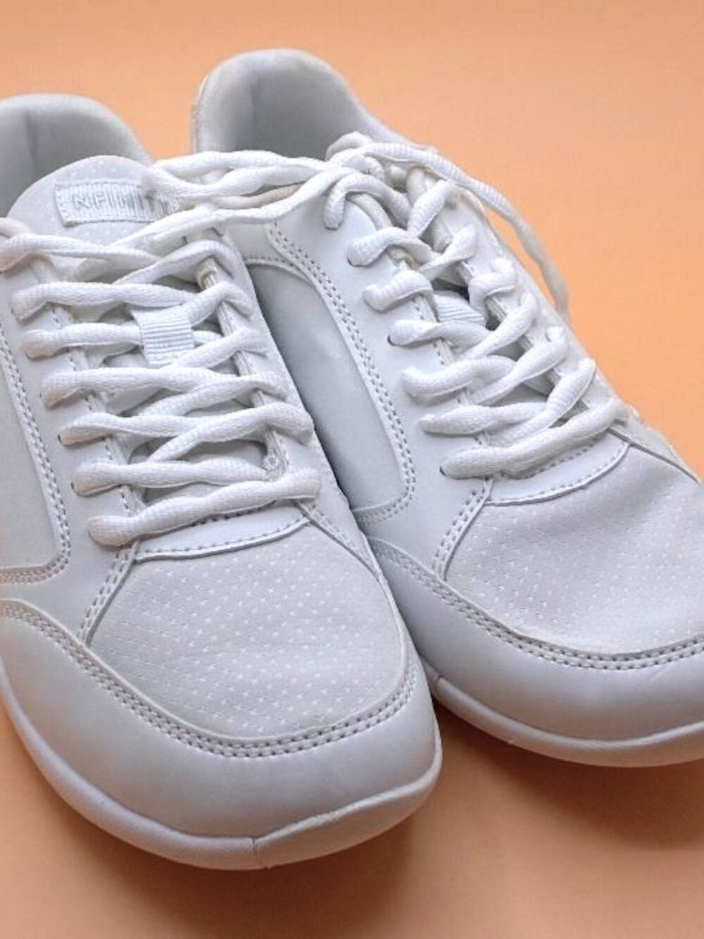 EUC Nfinity Womens 6.5 White Fearless Cheerleading Low Top Cheer Shoes Sneakers - Picture 10 of 13